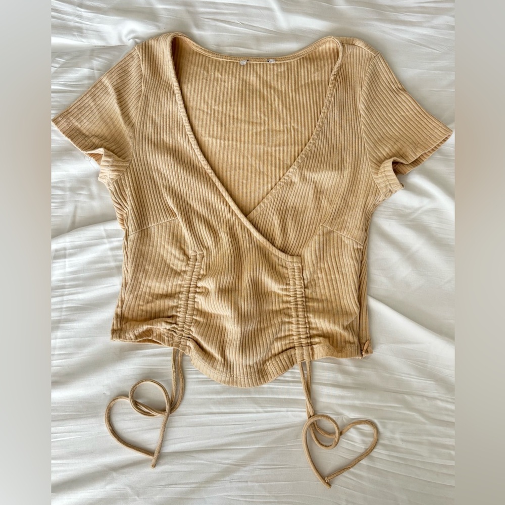 Superdown Tan Ribbed Crop Top